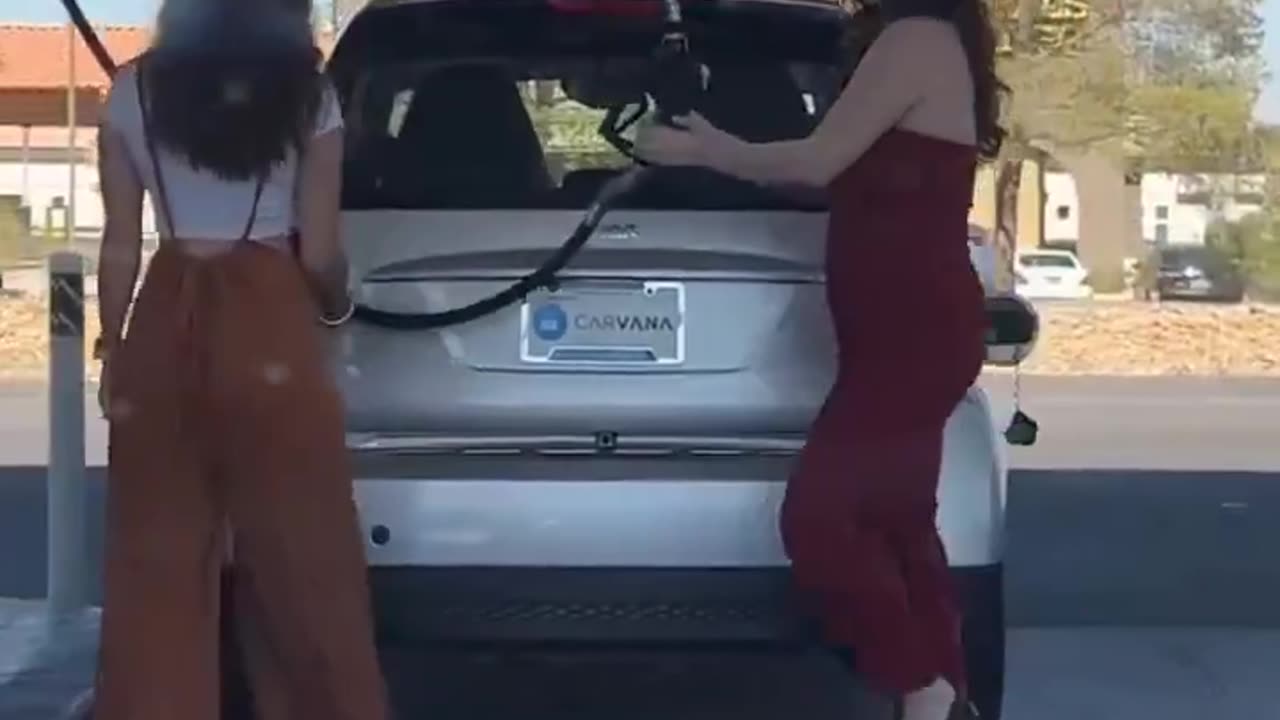 This can’t be real_ 🤦_♂️