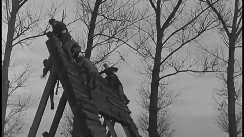 [PATHE NEWSREEL EXCERPTS] - [PATHE NEWSREEL EXCERPTS] - cbs-cbswwi-153