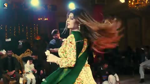 Urwa Khan best dance performance mujra