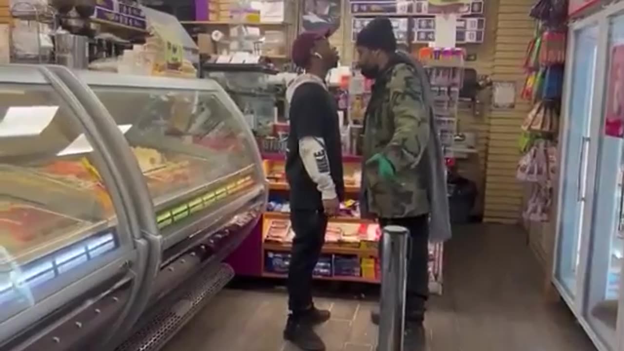 Tweaker gets dragged out the store. Bro ain’t playin bout that lml