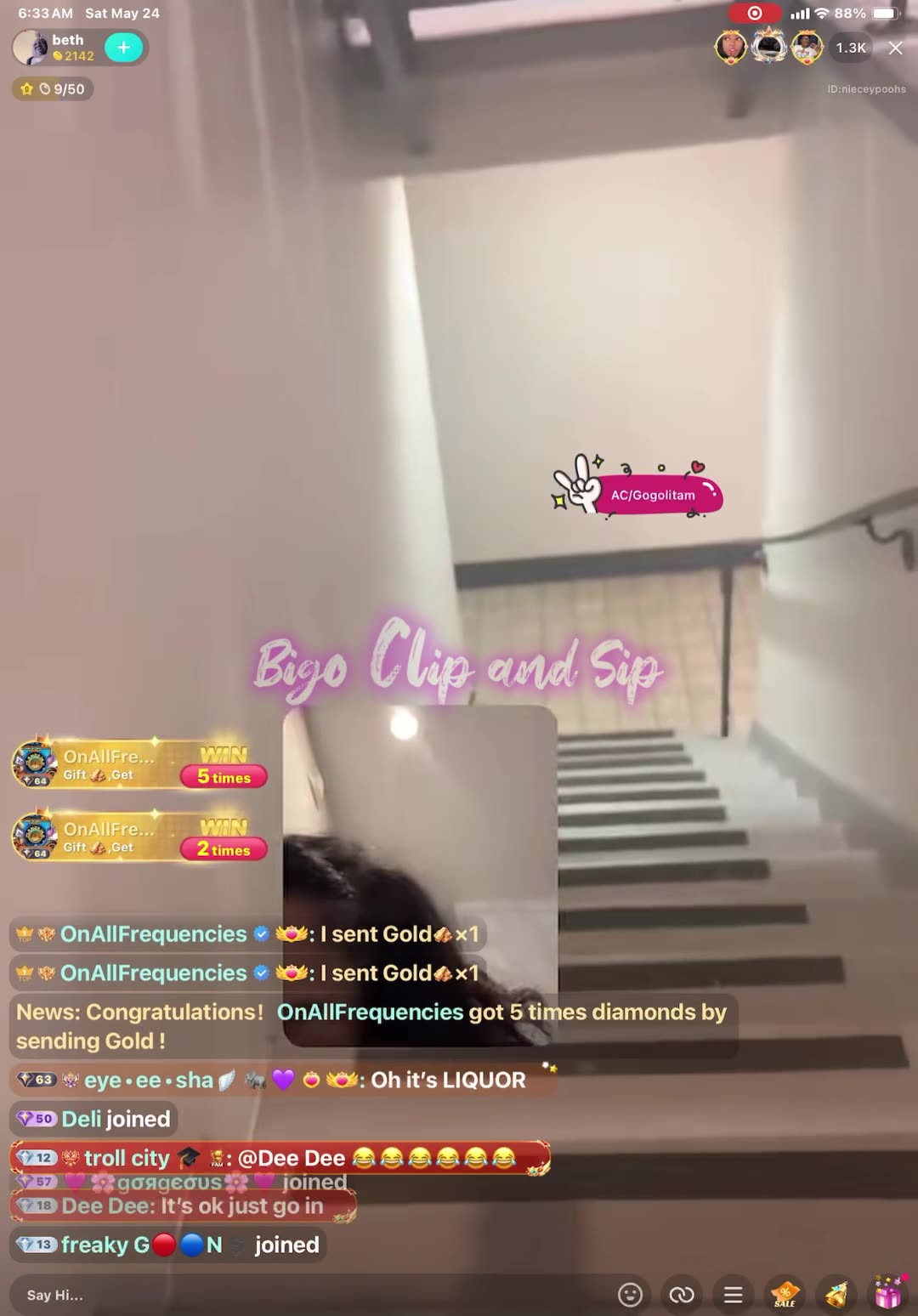 Beth robs Mexican-roams the streets screaming-finally gets in white man apt 5/24/25 #bigoclipandsip