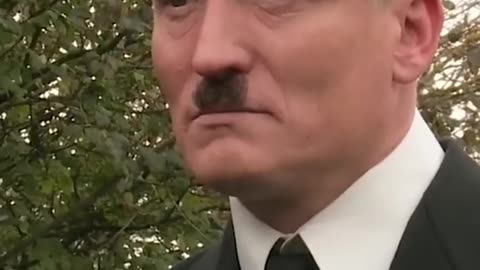 La Película que te Muestra lo que sucedería si HITLER REVIVIESE 😦
