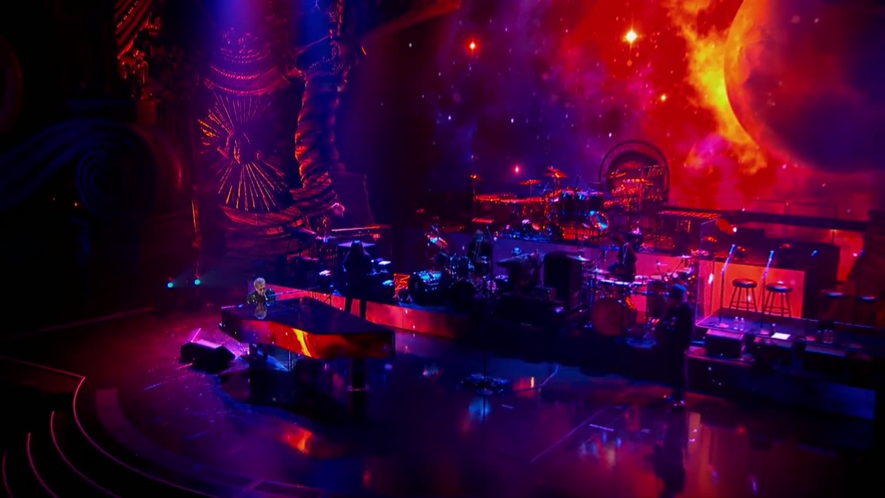 Rocket Man - Elton John (live)