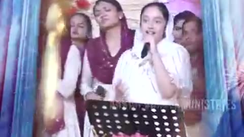 मैंनू भरेया यहोवा रूह दे नाल SISTER SOPHIA WORSHIP #worshipsong ‪@AnkurNarulaMinistries‬