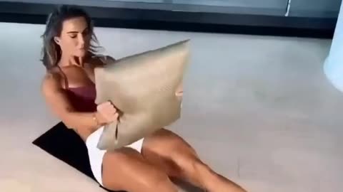 Maximize Your Pillow for Effective Ab Workouts