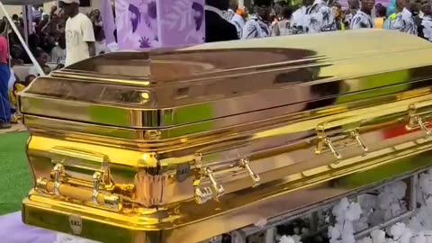 Prophet Jeremiah buried his late mother, Mama Asetu, in a gold casket worth over N150 million.