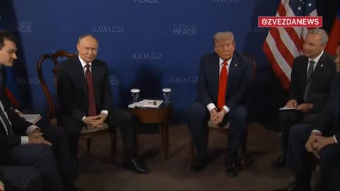 🎤🇷🇺 Ukraine Russia War | Journalists Confront Putin, Meeting Disrupted | RCF