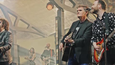 Handle With Care (Traveling Wilburys song) - Jeff Lynne (live)