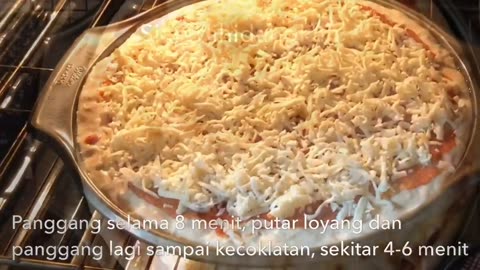 Soft and Crispy Sourdough Pizza – Complete Recipe