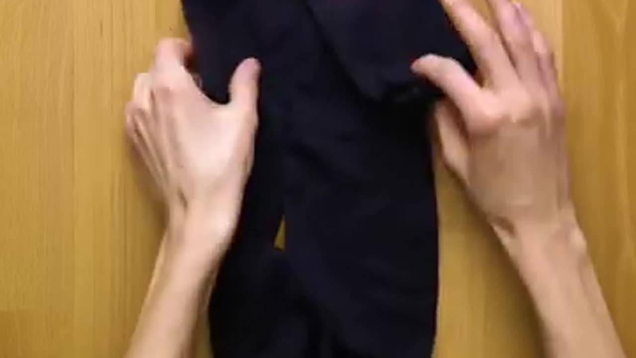 25 CLOTHING HACKS THAT WILL SAVE YOUR LIFE