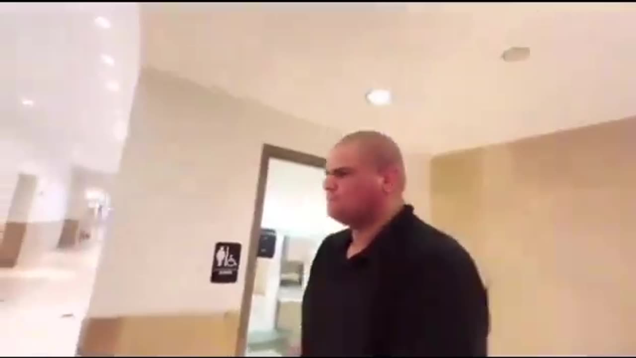 Predator Turns Bright Red After Getting Confronted During Sting Operation 🚨🍅