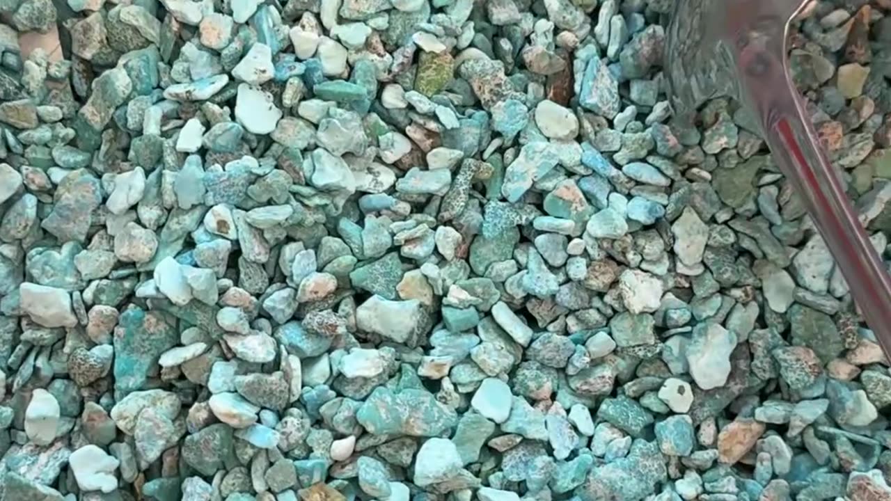 250605-13 Turquoise Rough: Deep-Sea Treasures Hidden in Stone