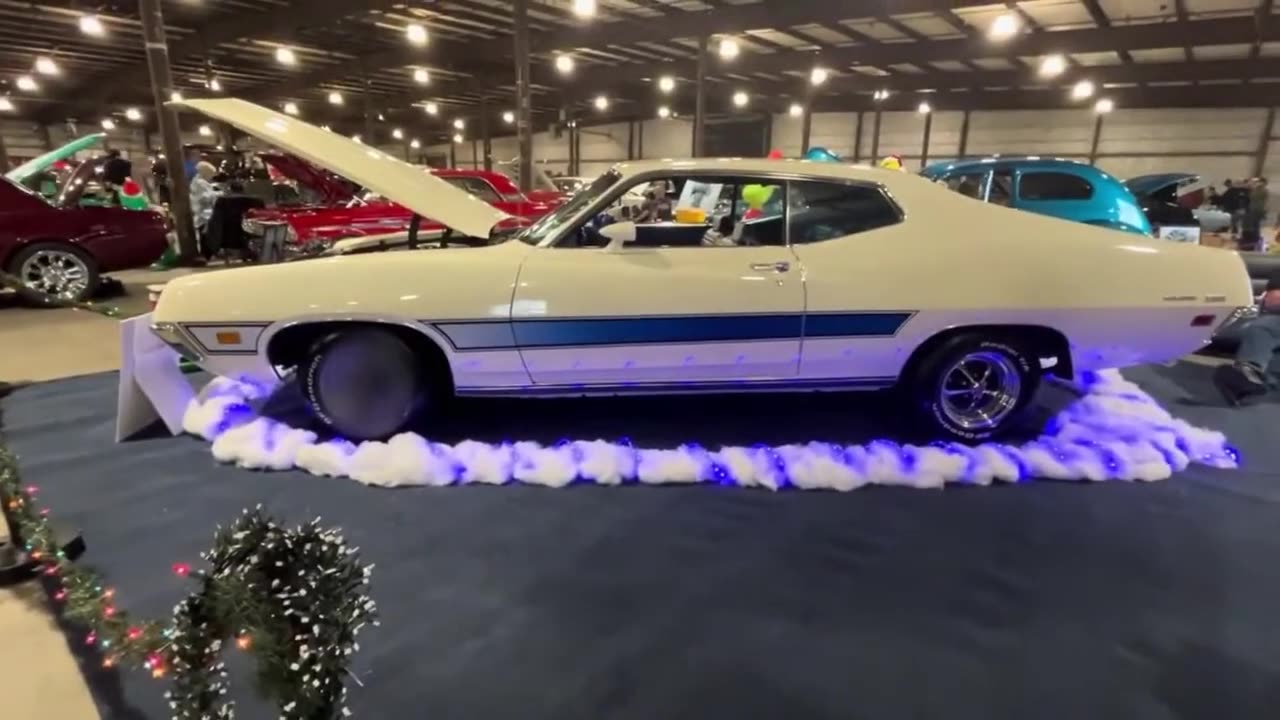 Antique Cars & Trucks