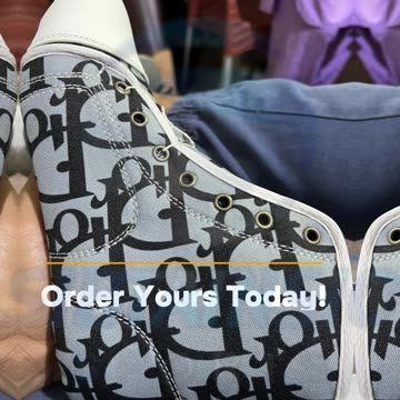 🎥 Step Up Your Style with Distress Print Men’s High-Top Canvas Shoes! 🎥 👟🔥