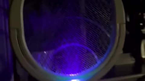 Rotating Head Rechargeable Electric Fly Swatter Racket Bug Zapper Racket