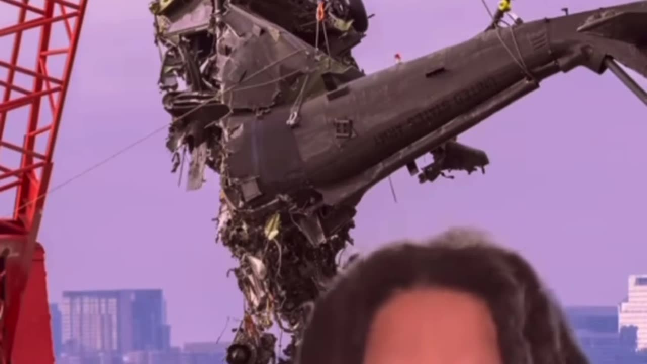 Something isnt right about the Helicopter Crash