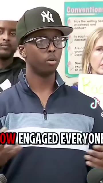 Somalis say thieves stole enrollment