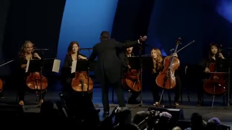 Kevin Olusola - "Kevin's Fifth" (Live at The Hollywood Bowl)