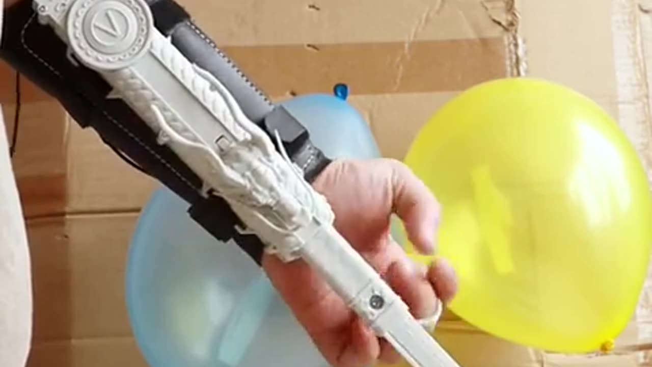 🤯🔪 This 3D Printed Assassin Knife Is Insane! | FeedMyCuriosity
