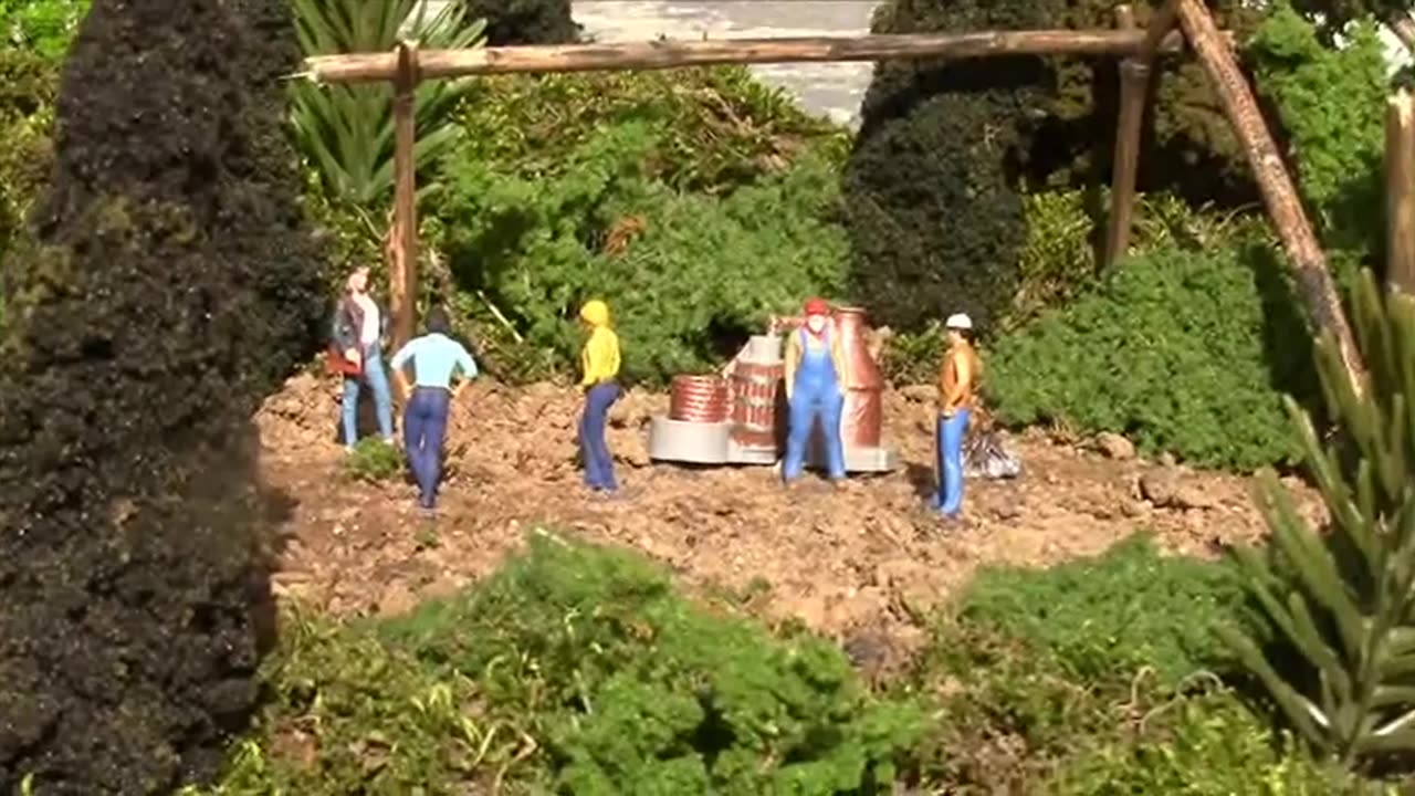 Dukes of Hazzard Moonshine diorama