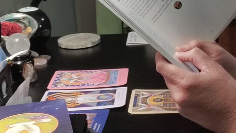 The heart path oracle card read