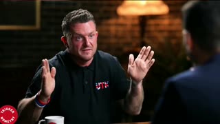Man Fights Migrants to Protect Kids - Tommy Robinson on Triggernometry #football #violence