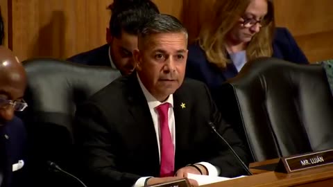 HOLY SMOKES! Another Senator was caught in a BLATANT LIE by RFK Jr.