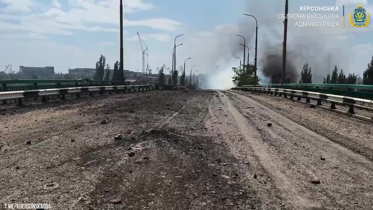 Russian Aerospace Forces Strike Kherson Bridge for Second Time — Severely Damaged