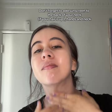 I love a sunscreen that leaves your face glowy. @#skincare #slowaging #kbeauty #pdrn #sunscreen#fyp