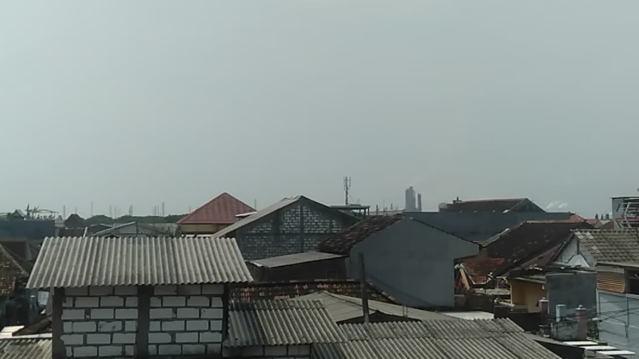 10 April 2025