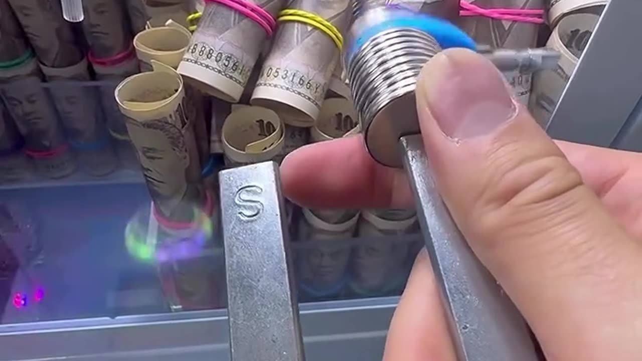 He Won Millions Of Dollars With This One Trick! 🤯
