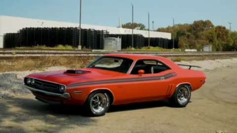 1971 Dodge Challenger RT 😍🧡