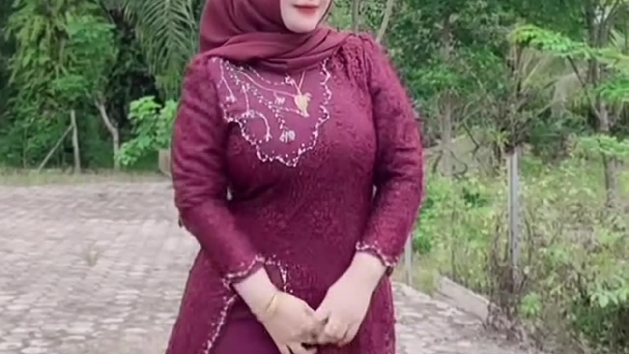 JILBAB FASHION SHOW PANTAT