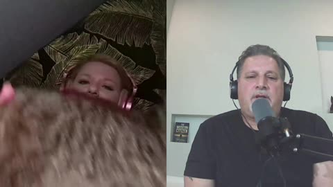 My cat wanted to join the podcast. A very professional and not-at-all embarrassing moment for me. 😅