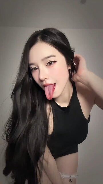 #tiktoktrend #trend #outdoors #ocean #StarsEverywhere #tiktok #foryou#dance #vannda #cutegirl#remix