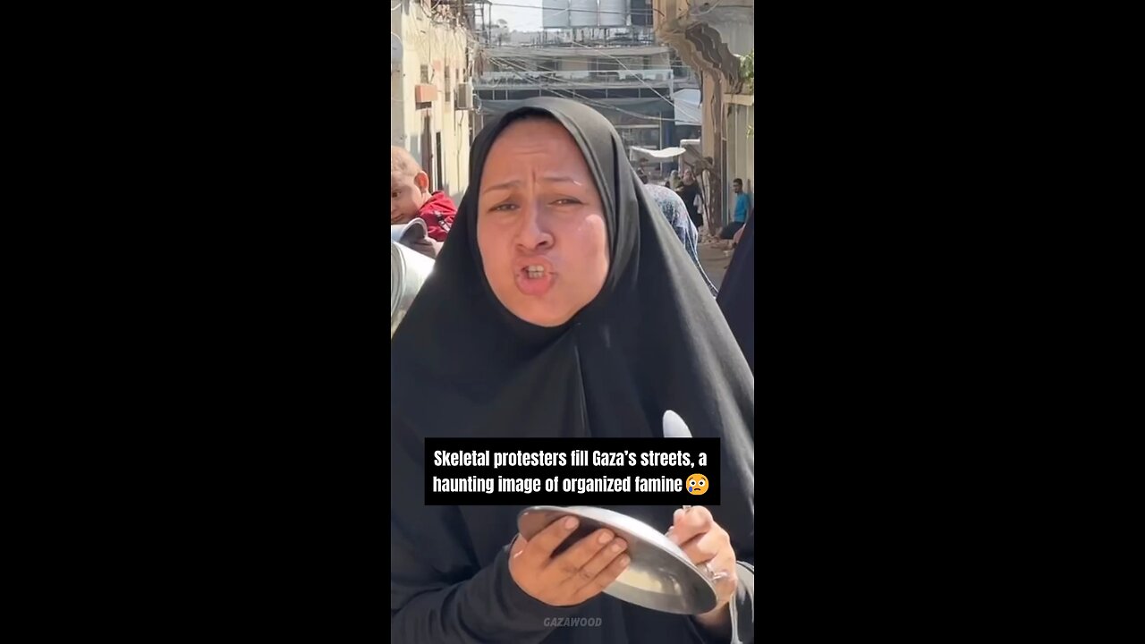 Another "hungry" fat-ass Gazan. Does any of them look starved to you?