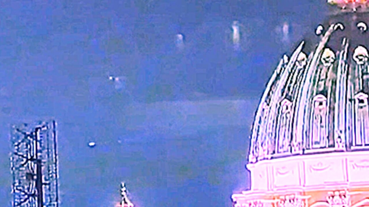 Mothership near the Vatican?