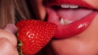 Would you like to replave the strawberry 🍓