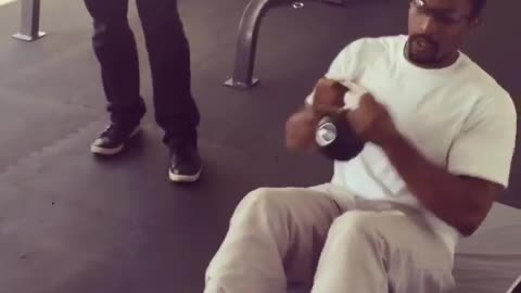 Training Personal Training Level 3 Mastering Advanced Kettlebell Russian Twist Exercise Techniques