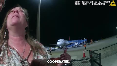 From Drinks to Disaster: Passenger Kicked Off Plane