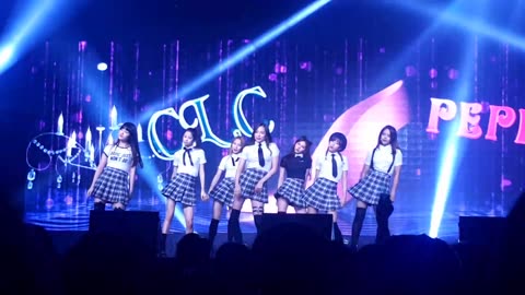 161125 CLC_PEPE Feel Korea in Laos fancam