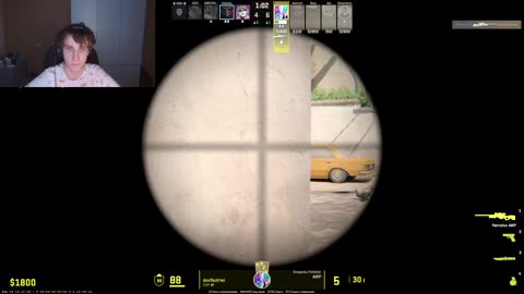 Поиграл с мужиками в кс на пол шишки и все равно выйграли