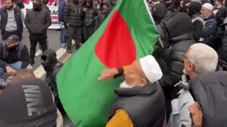 London is an Islamic hell. In many areas, there are no British left.