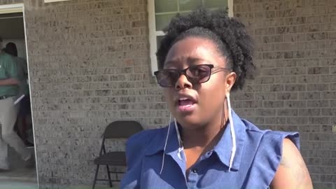 Huntsville mother receives keys to New Habitat for Humanity home