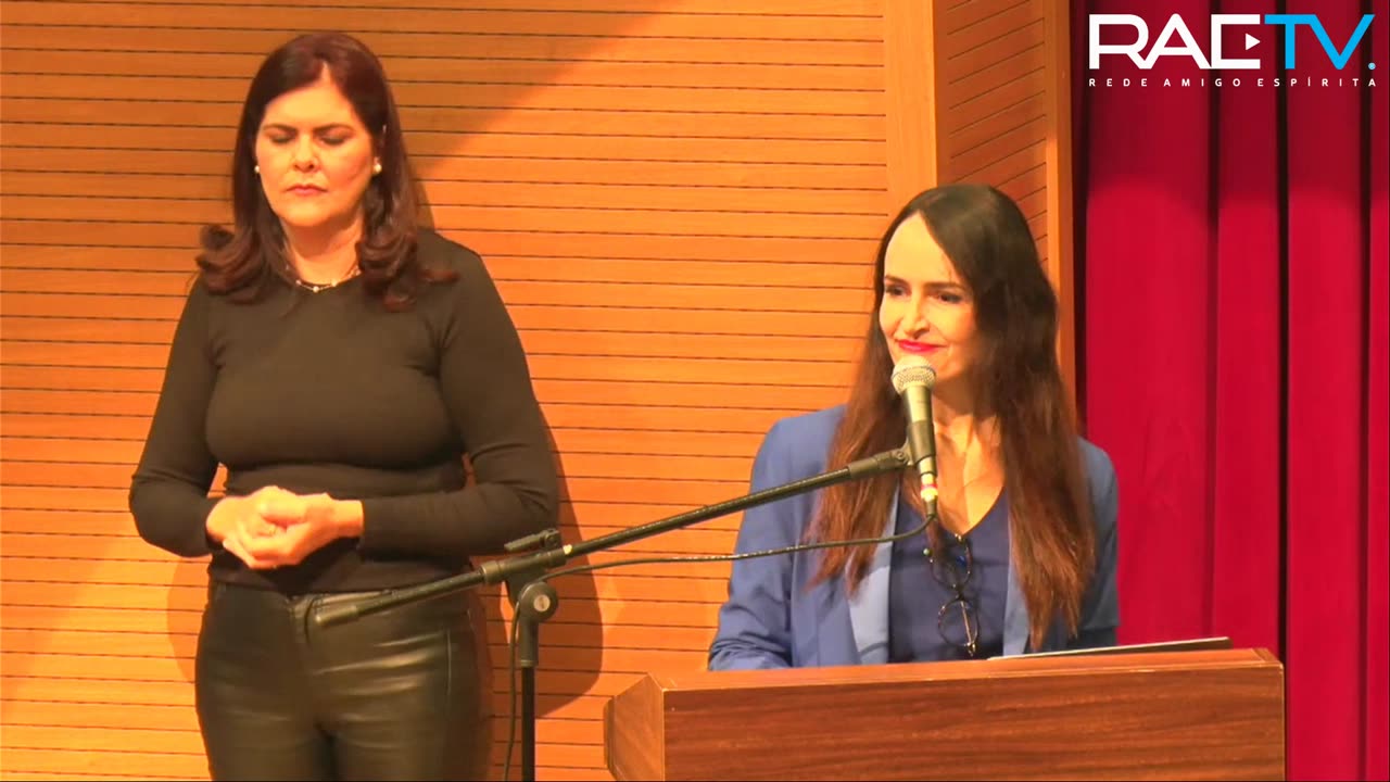 Palestra com Cristiane Braz - VIII ENCONTRO ESPÍRITA DE INVERNO DE POÇOS DE CALDAS-MG