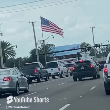 Highlighting Massive American Flag in Cocoa, Florida! Patriotic Vibes at 520 & US1 for Flag Day