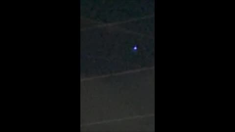 Un OVNI comme un nuage opaque filmé en Suisse