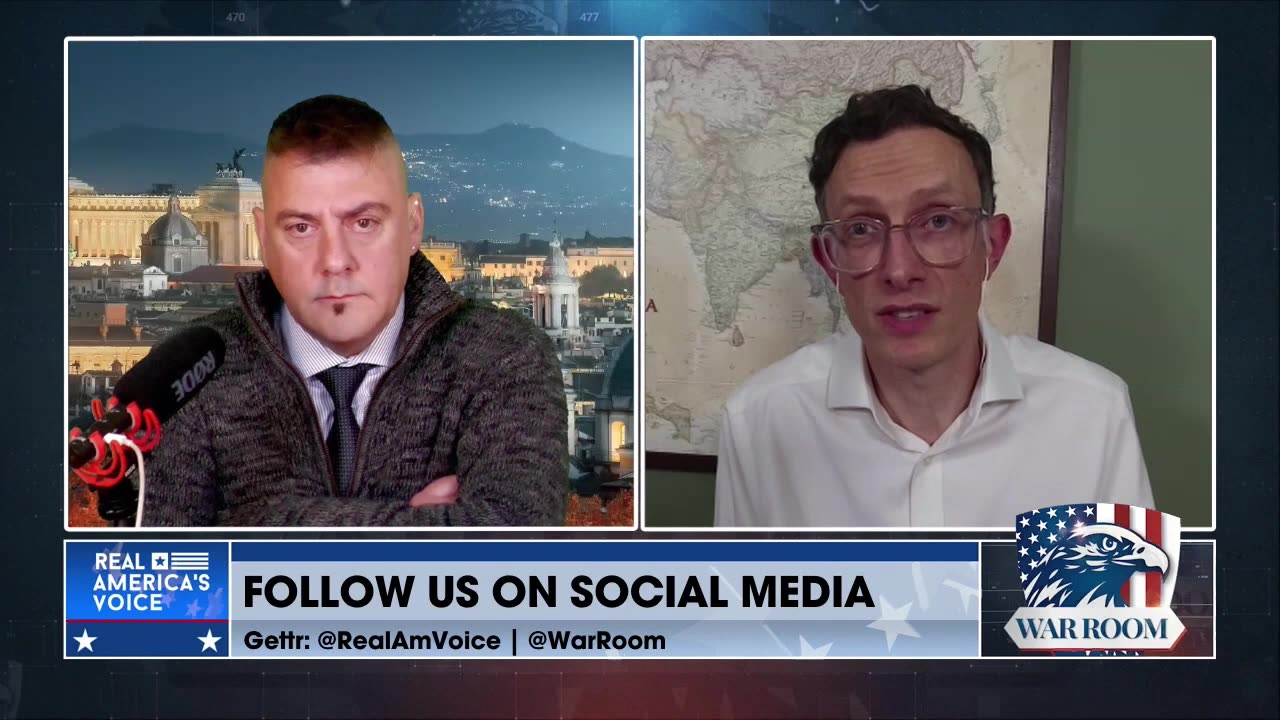 Neuroscientist Dr Nicholas Wright explains how the human brain is hardwired towards king-leaders