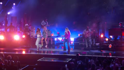 Miranda Lambert & Ella Langley perform "Kerosene" at the ACM Awards