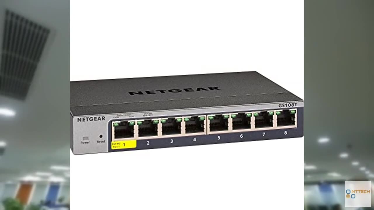 NETGEAR 8-Port Gigabit Ethernet Smart Switch (GS108T) - Managed, with 1 x PD Por